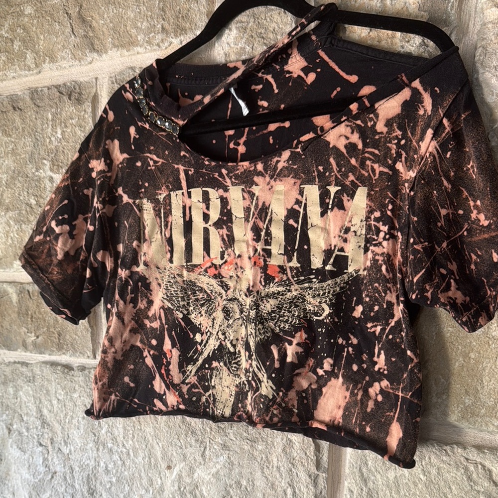 Nirvana Women's Black and Pink Splatter Top